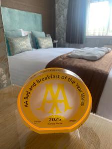 Ramsey House - Luxury Licensed B&B - Parking and Guest Lounge