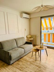 Appartements joli T2 central renove : photos des chambres