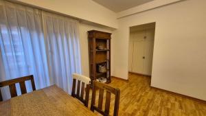 Enrique Martinez 1350 by deppto