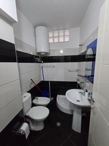 Arons Apartment 37, 6th floor