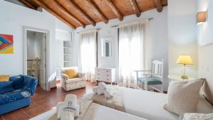 La Fresneda Cortes de la Frontera by Ruralidays