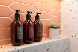 Laureles Apt-Smart locks-Excellent Location-AC