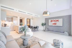 Free housekeeping visits during your stay - StayShort - Cozy 2-Bedroom in Sobha Creek Vistas Grande