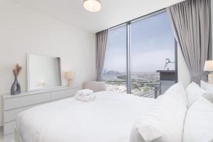 Free housekeeping visits during your stay - StayShort - Cozy 2-Bedroom in Sobha Creek Vistas Grande