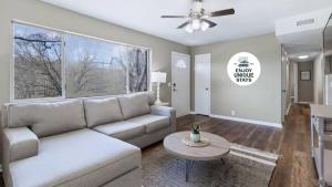 Travis' Place - Convenient and Affordable Location