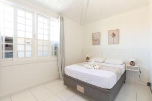 Apto Próximo à Rua das Pedras - 02 quartos