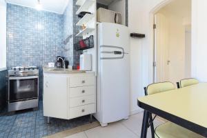 Apto Próximo à Rua das Pedras - 02 quartos