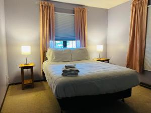 Near Shopping & Dining- The South Bend Bungalow