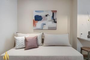 Solei Loft 202 - Chic Studio with AC