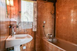 Chalets La Lauziere - Chalet Parking Jardin : photos des chambres