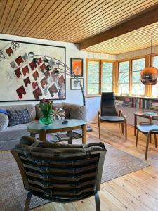 Architect-Designed 70S House Near The North Sea