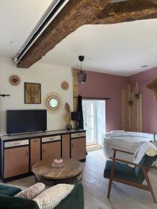 Suite romantique & spa Prova - Love room - Rétroprojecteur Netflix