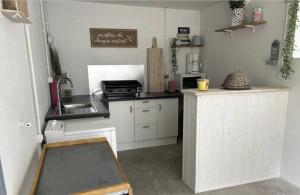 Maisons de vacances Maison entierement renovee a 10 mn de la plage : photos des chambres