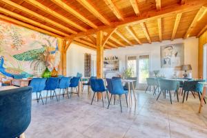 Maisons de vacances La Roulotte Rouge : photos des chambres