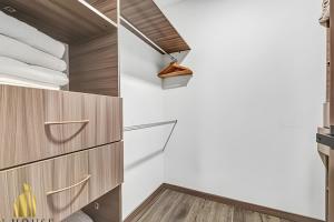 Class 48 apto. 1404 - Vistas modernas de la ciudad AC