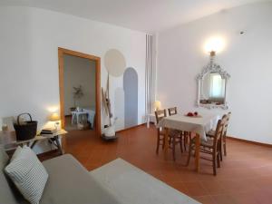 Meridiana case al mare