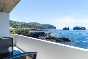 Mosteiros Sunset and Islets Apartment