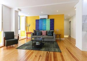 Azzulea Avenida Apartments