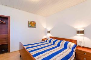 Holiday home in Novi Vinodolski 15428