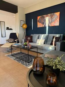 Aelio Suites- Near Airport and Beach