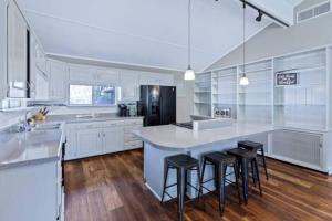 Pawnee 2 - Newly Renovated Duplex