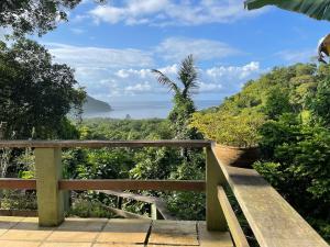 Vista espetacular, no meio da mata, com conforto