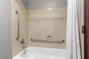 Queen Room with Two Queen Beds room in Best Western Louisville South - Shepherdsville