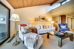 Water Views and Marina Access Port Ludlow Getaway