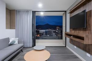 Class 48 Apt. 2303 - Loft de alta clase -balcón privado