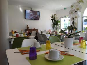 Hotels Le Relais Du Lac : photos des chambres