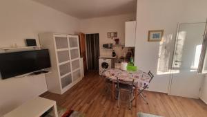 IVANCICA Studio Apartment