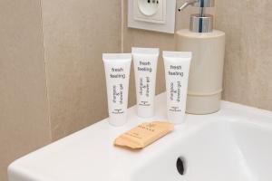 Plac Wilsona Modern Apartment by BookingHost