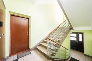 Plac Wilsona Modern Apartment by BookingHost