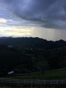 Casa de Campo Alto Caparaó Por do Sol