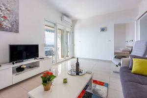 Apartment in Dramalj 39040