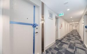 Unbeatable Location Upscale 1 Bedroom with Free Parking