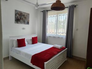 Coastal Bliss 1BR Nyali, pool, WiFi, walk to the beach