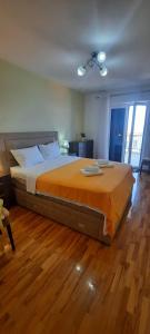 Three bedrooms family apartment with sea view Sveti Stefan