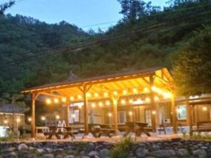 Haneul Cheon Ddaji Hanok