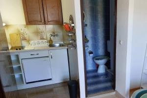 Apartments with parking space Makarska - 22633