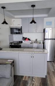 Georgian Inn Beach Club