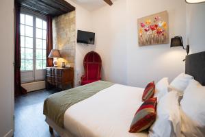 Hotels Hotel La Couleuvrine Sarlat Centre Ville : photos des chambres