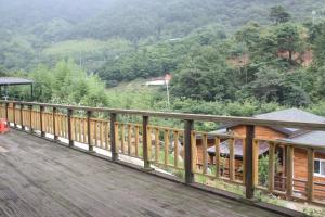 Hadong Pension Haneulbit Hwangtobang