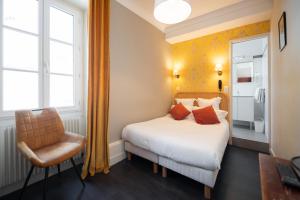 Hotels Hotel La Couleuvrine Sarlat Centre Ville : photos des chambres