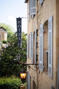 Hotels Hotel La Couleuvrine Sarlat Centre Ville : photos des chambres