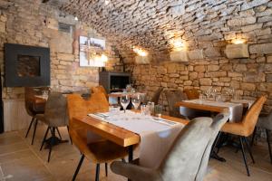 Hotels Hotel La Couleuvrine Sarlat Centre Ville : photos des chambres