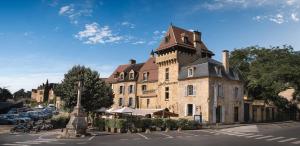 Hotels Hotel La Couleuvrine Sarlat Centre Ville : photos des chambres