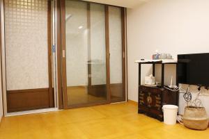 Jeonju Seongsim Hanok Stay Pension