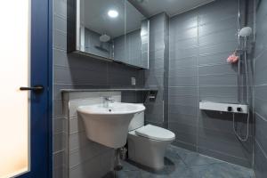 Hanok Pension Wanggyeong