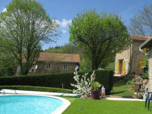 Maisons de vacances Maisonnet charmante avec piscine, rando et repos - FR-1-489-131 : photos des chambres